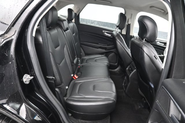 Used 2017 Ford Edge Titanium AWD/4WD image 9