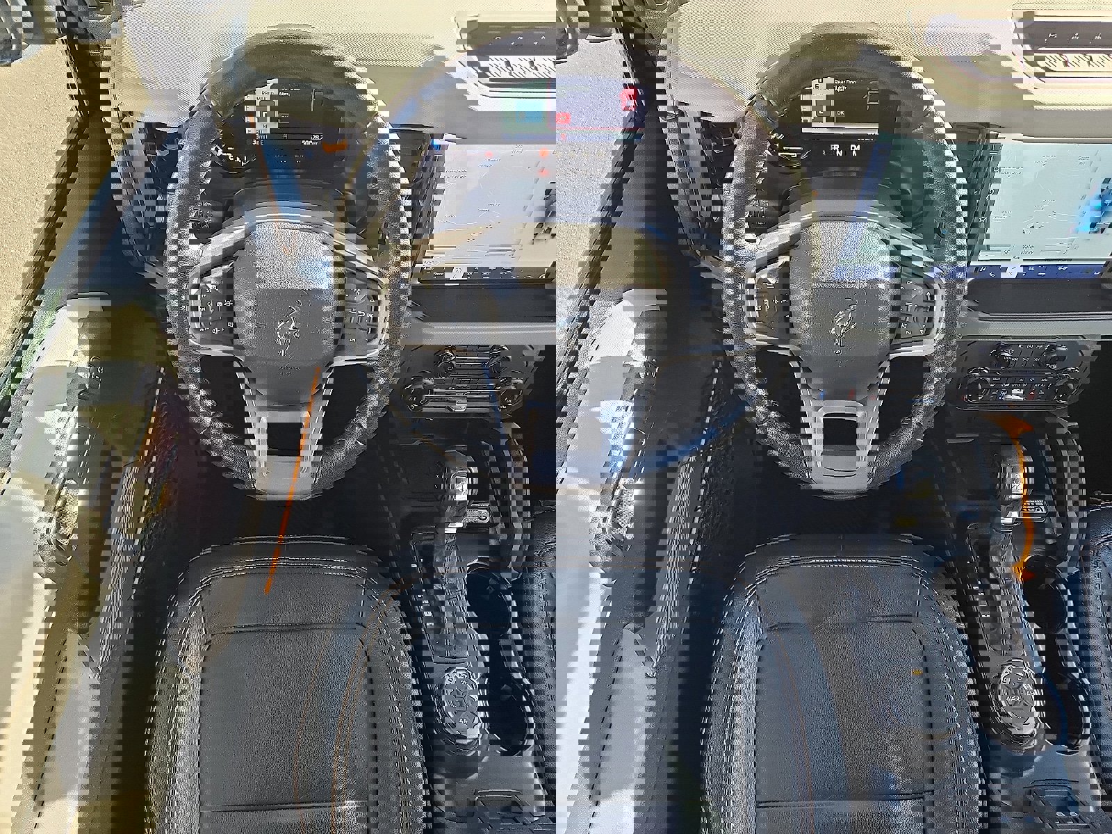 Used 2022 Ford Bronco Badlands image 12