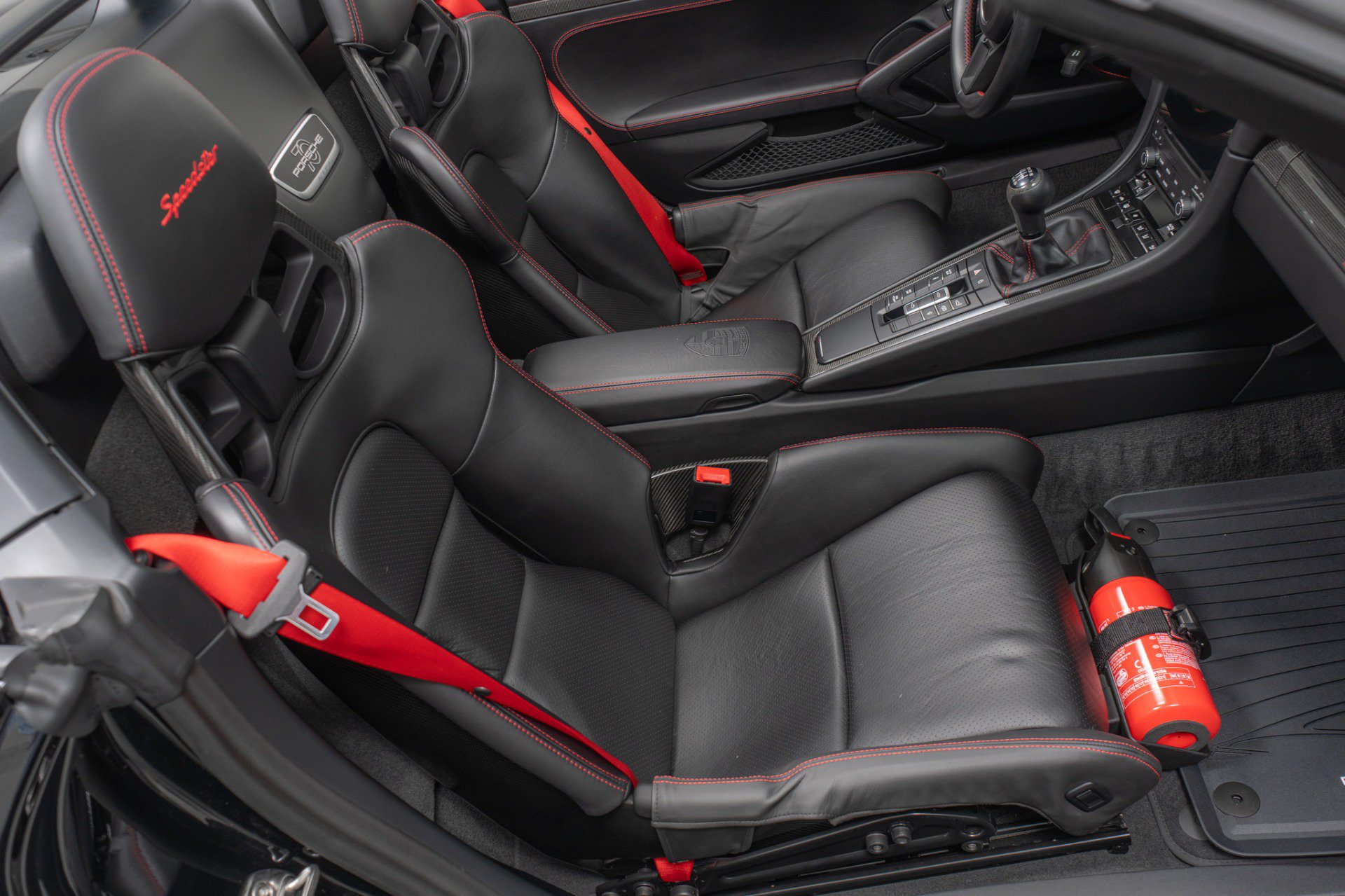 Used 2019 Porsche 911 Speedster RWD image 25