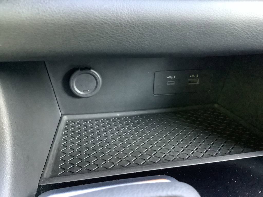 Used 2025 Nissan Pathfinder SV AWD/4WD image 27