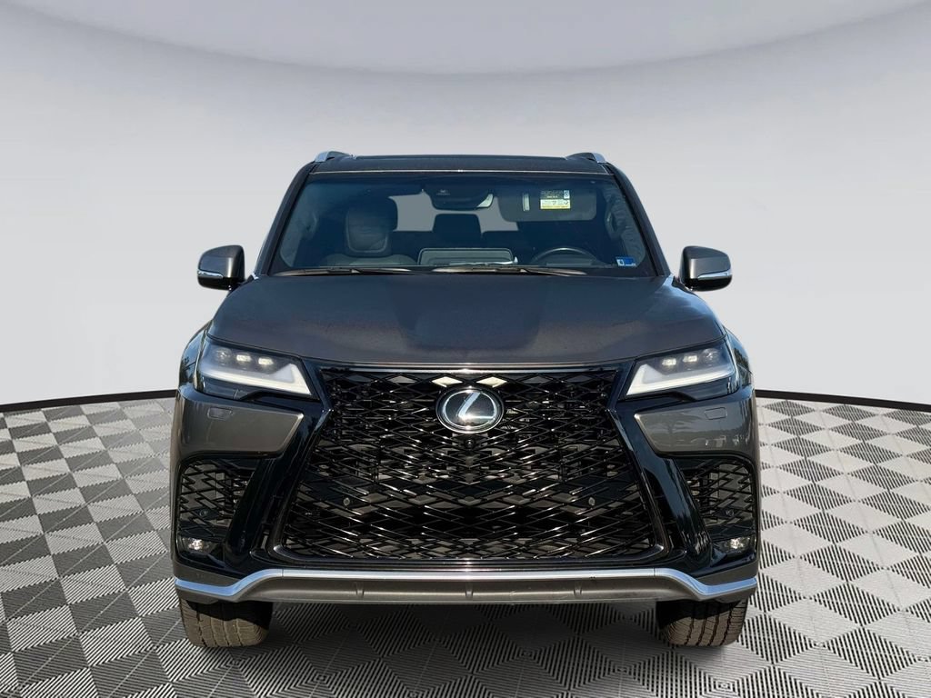 Used 2023 Lexus LX 600 F Sport w/ Accessory Package (Z1) AWD/4WD image 6