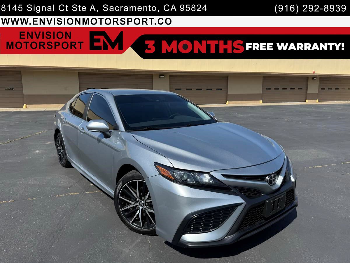 Used 2022 Toyota Camry SE w/ Convenience Package FWD image 1