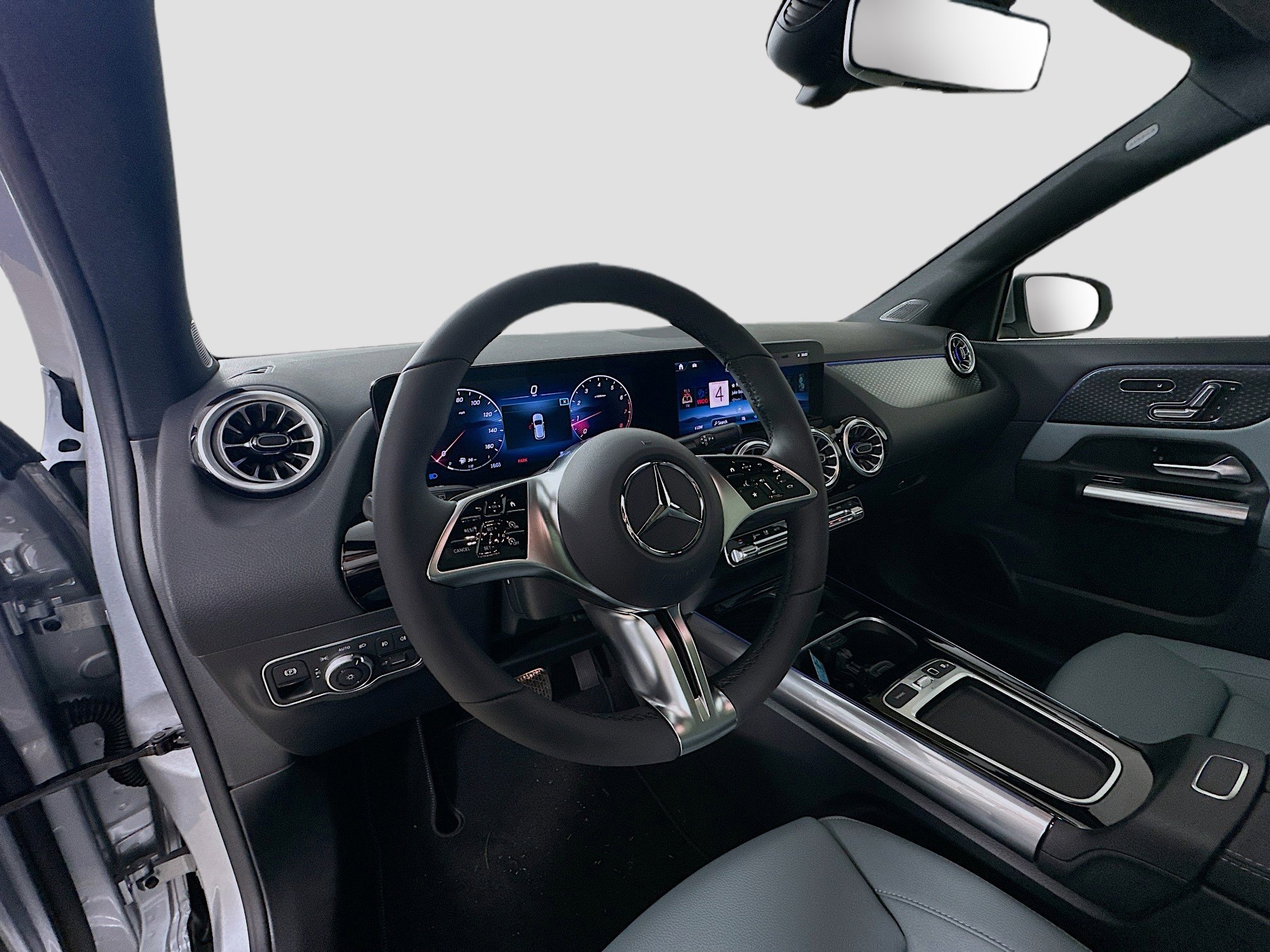 Used 2026 Mercedes-Benz GLA 250 4MATIC image 9