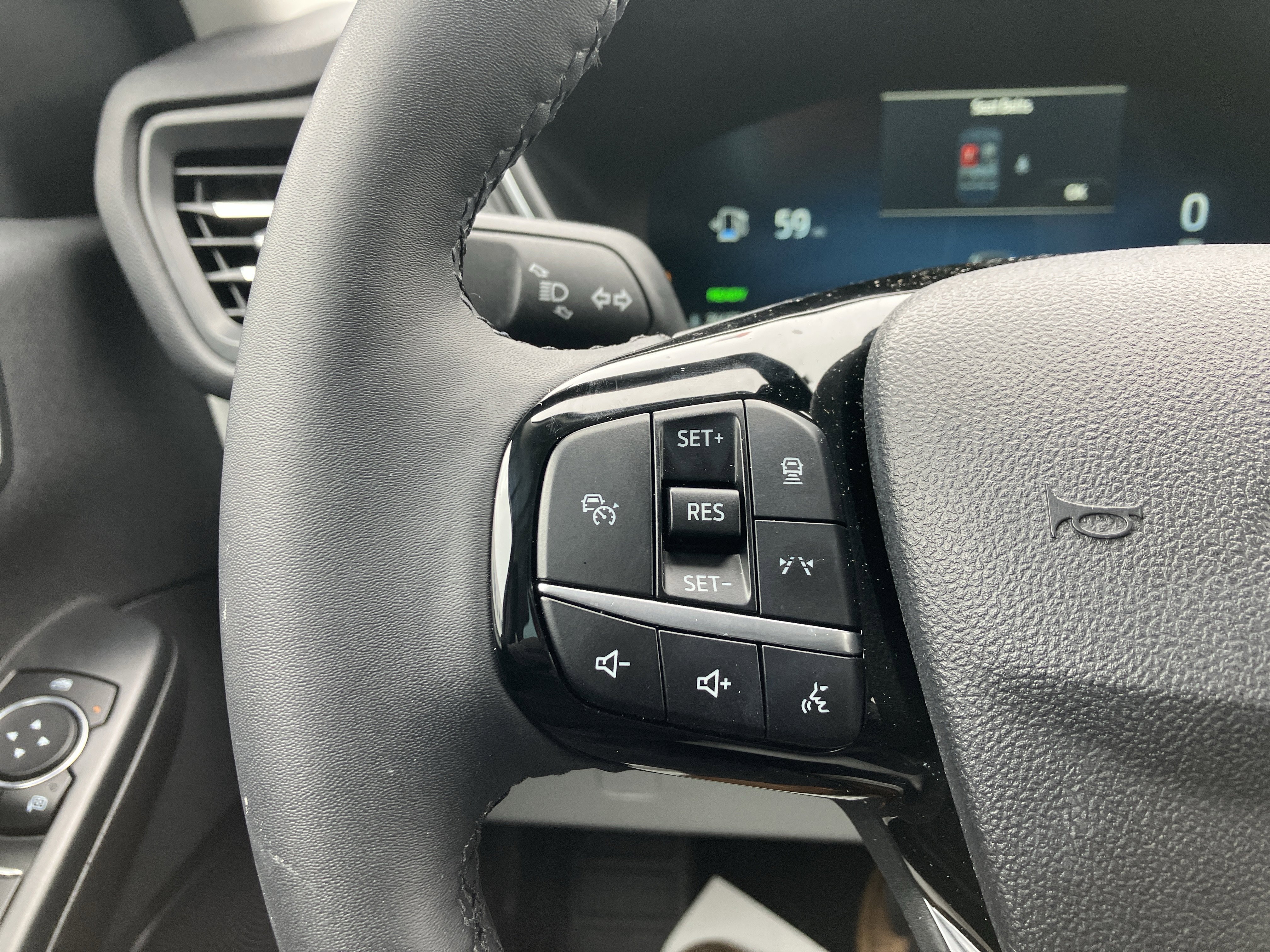 Used 2023 Ford Escape Platinum image 26