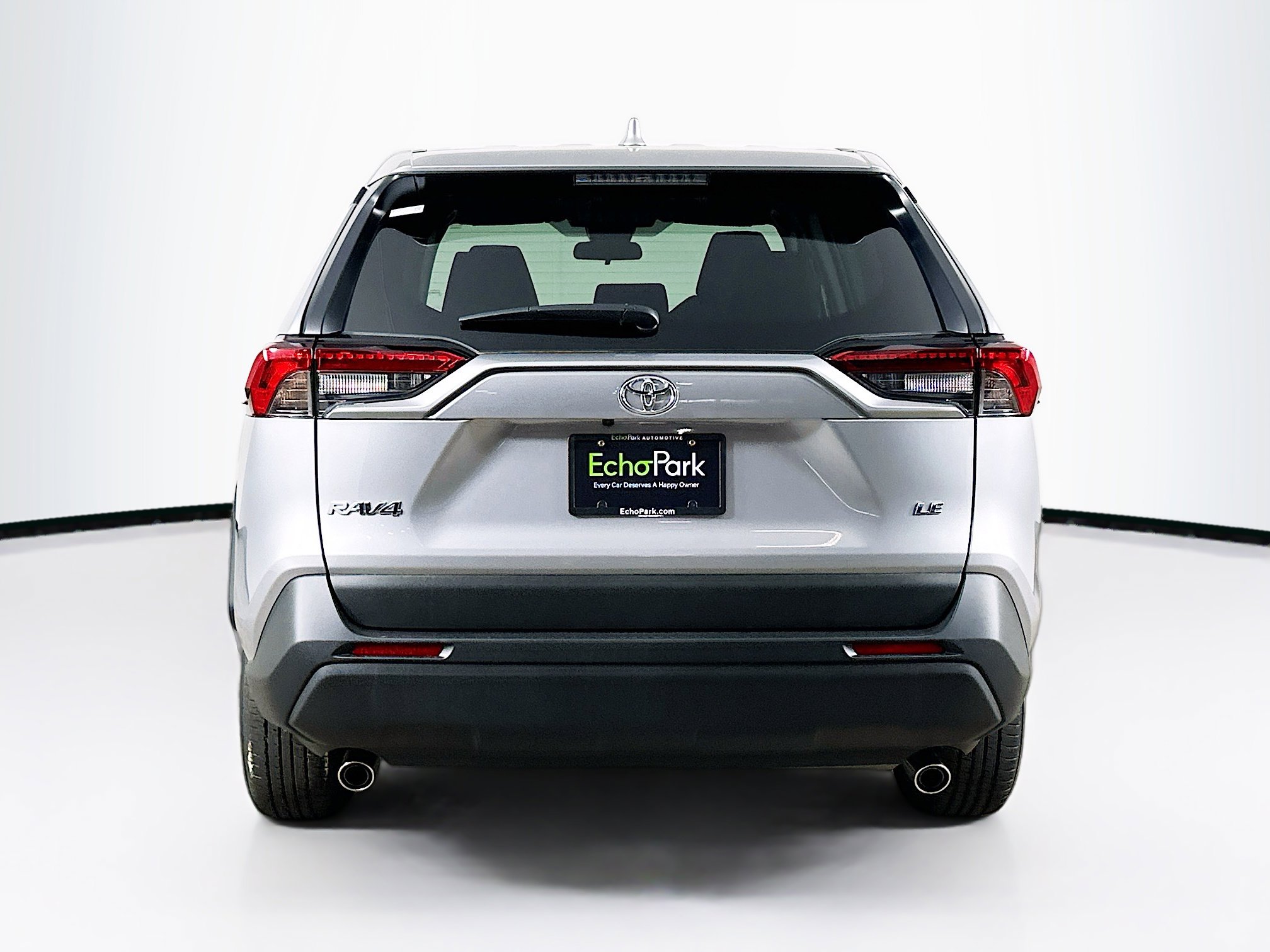 Used 2025 Toyota RAV4 LE image 7