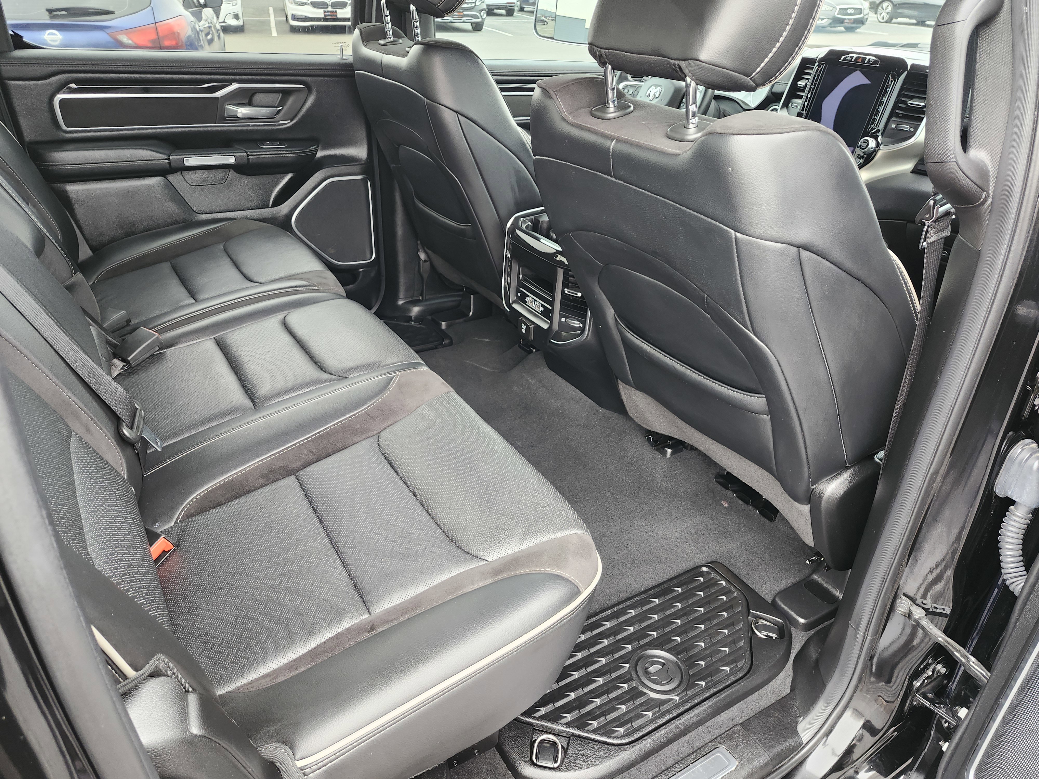 Used 2019 RAM 1500 Laramie image 22