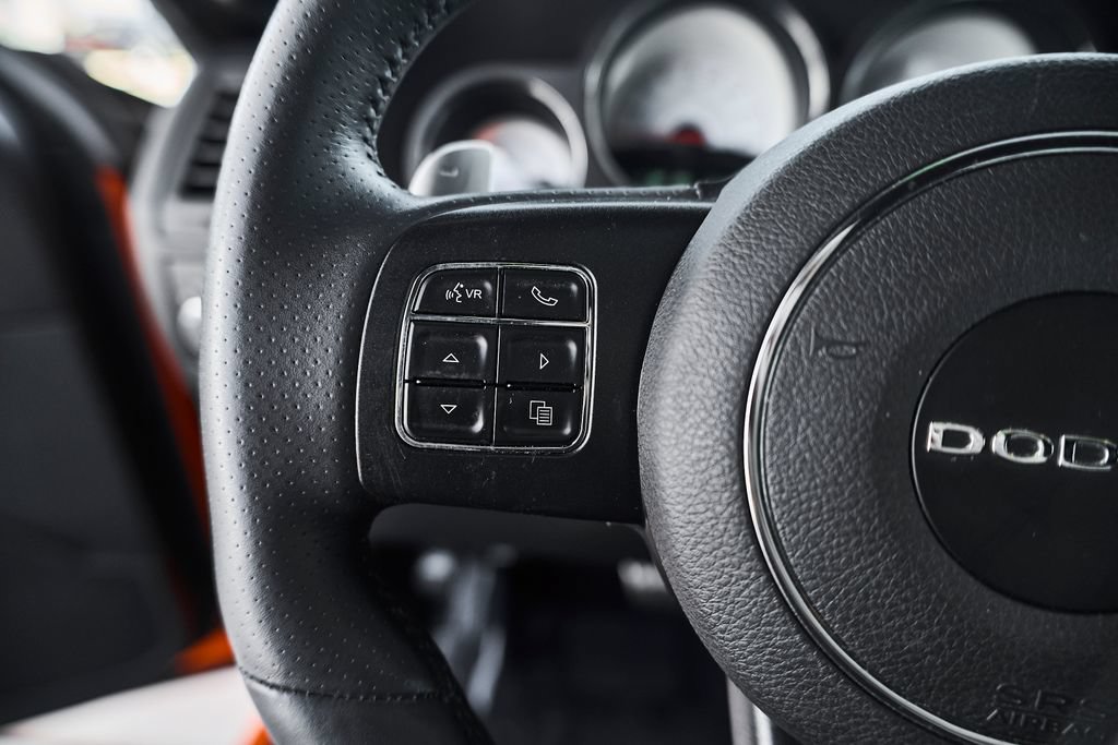 Used 2014 Dodge Challenger R/T RWD image 21