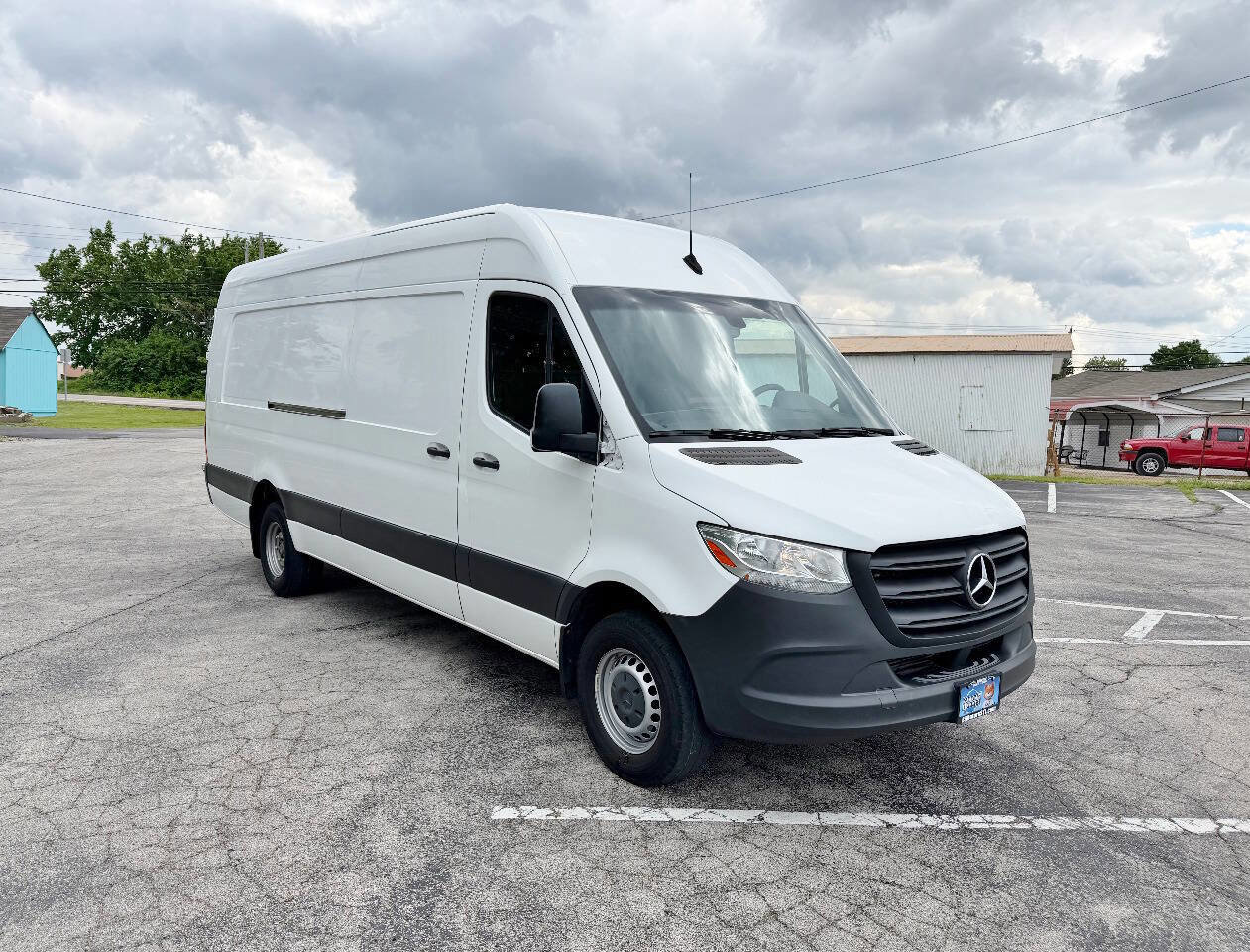Used 2021 Mercedes-Benz Sprinter 3500 w/ Driver Convenience Package image 3