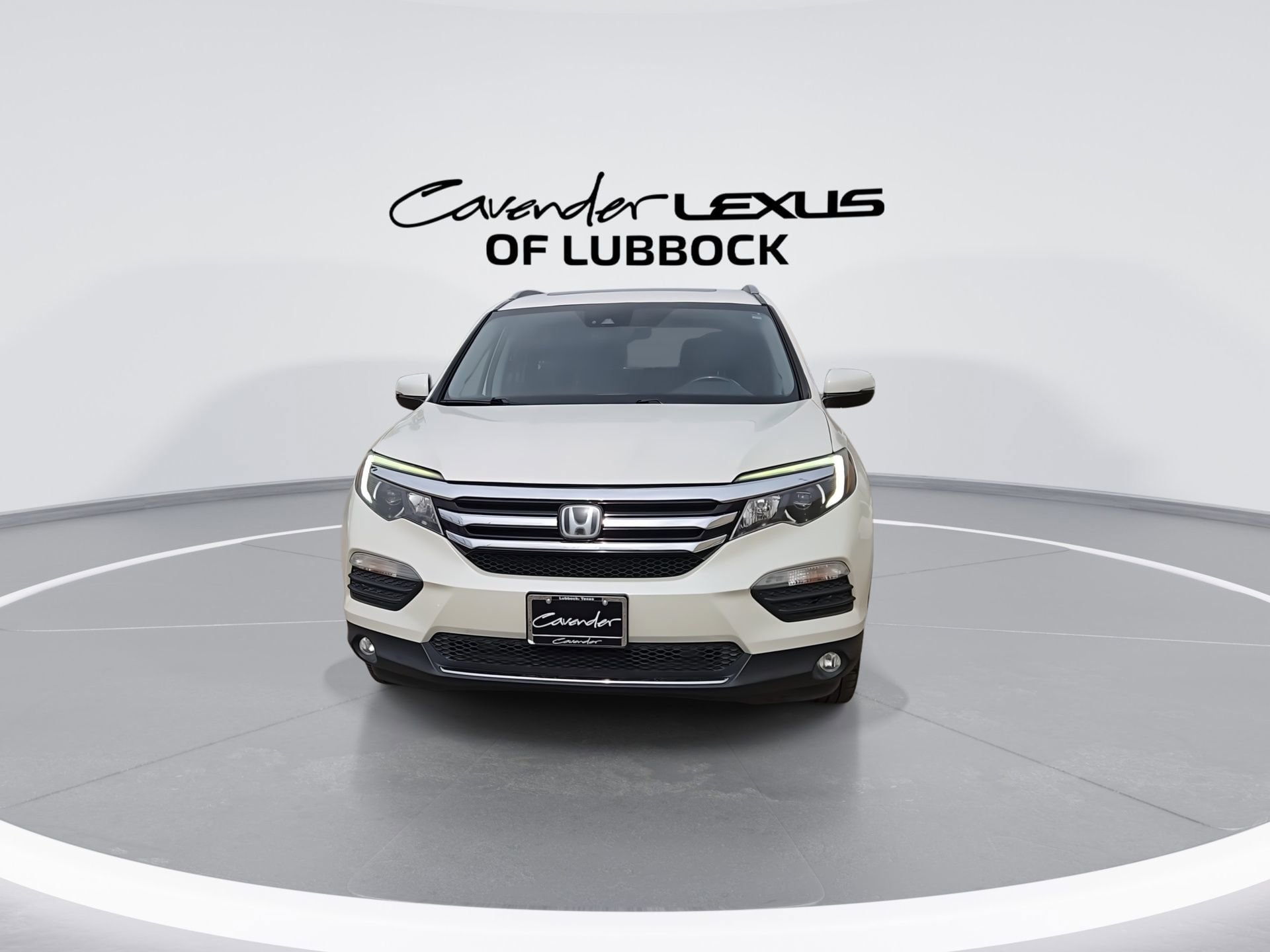 Used 2017 Honda Pilot Elite image 3