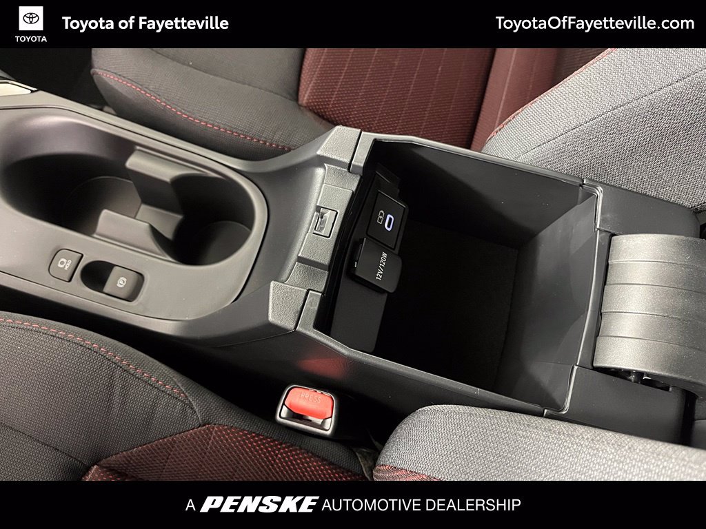 Used 2026 Toyota Corolla SE FWD image 36