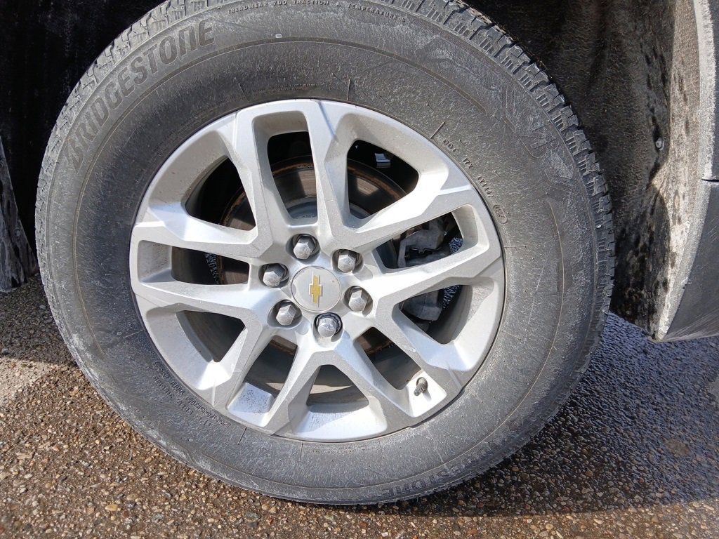 Used 2020 Chevrolet Traverse LT image 9