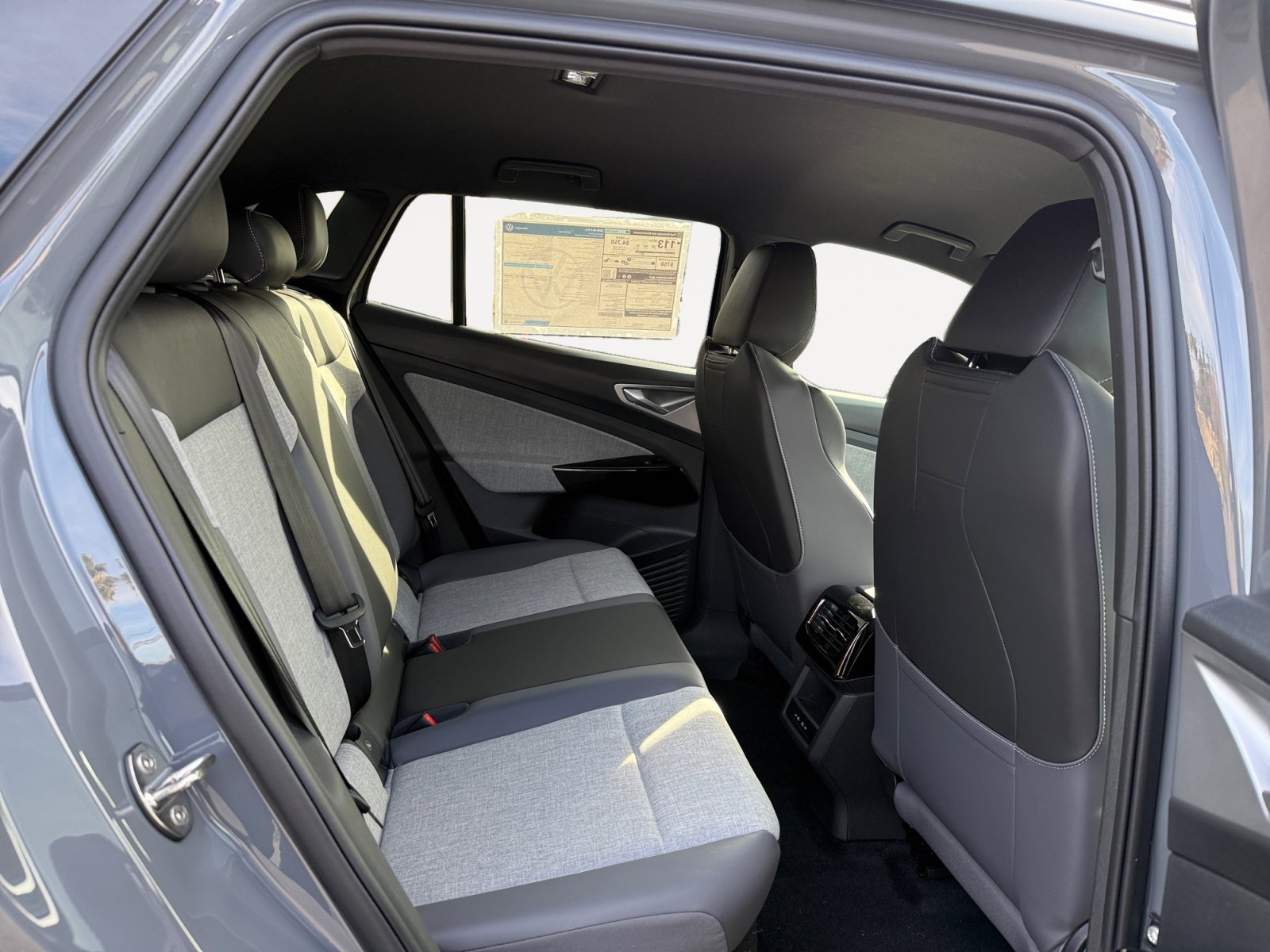 New 2026 Volkswagen ID.4 Pro RWD image 18