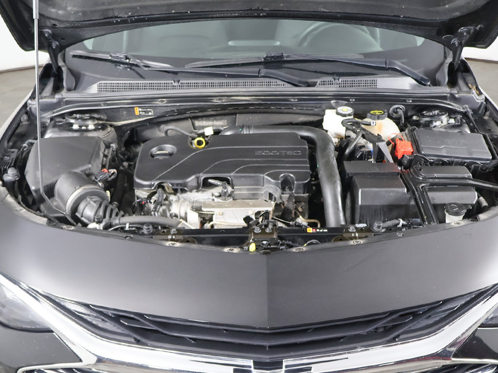 Used 2025 Chevrolet Malibu LT FWD image 18