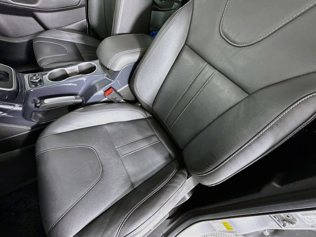 Used 2013 Ford Escape Titanium FWD image 20