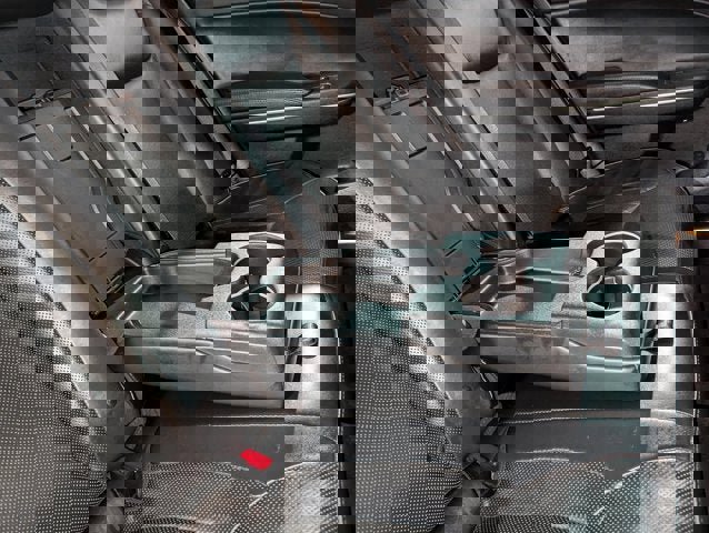 Used 2017 Chrysler 300 C w/ Safetytec Plus Group image 27