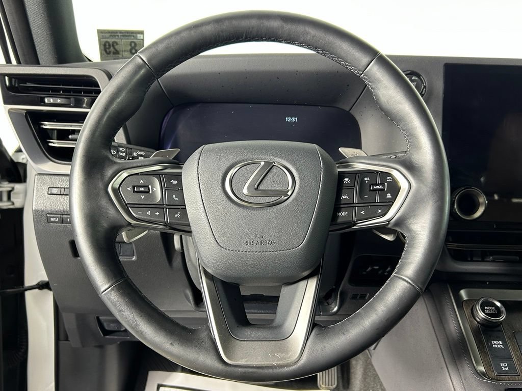 Used 2024 Lexus GX 550 w/ Accessory Package (Z1) AWD/4WD image 31