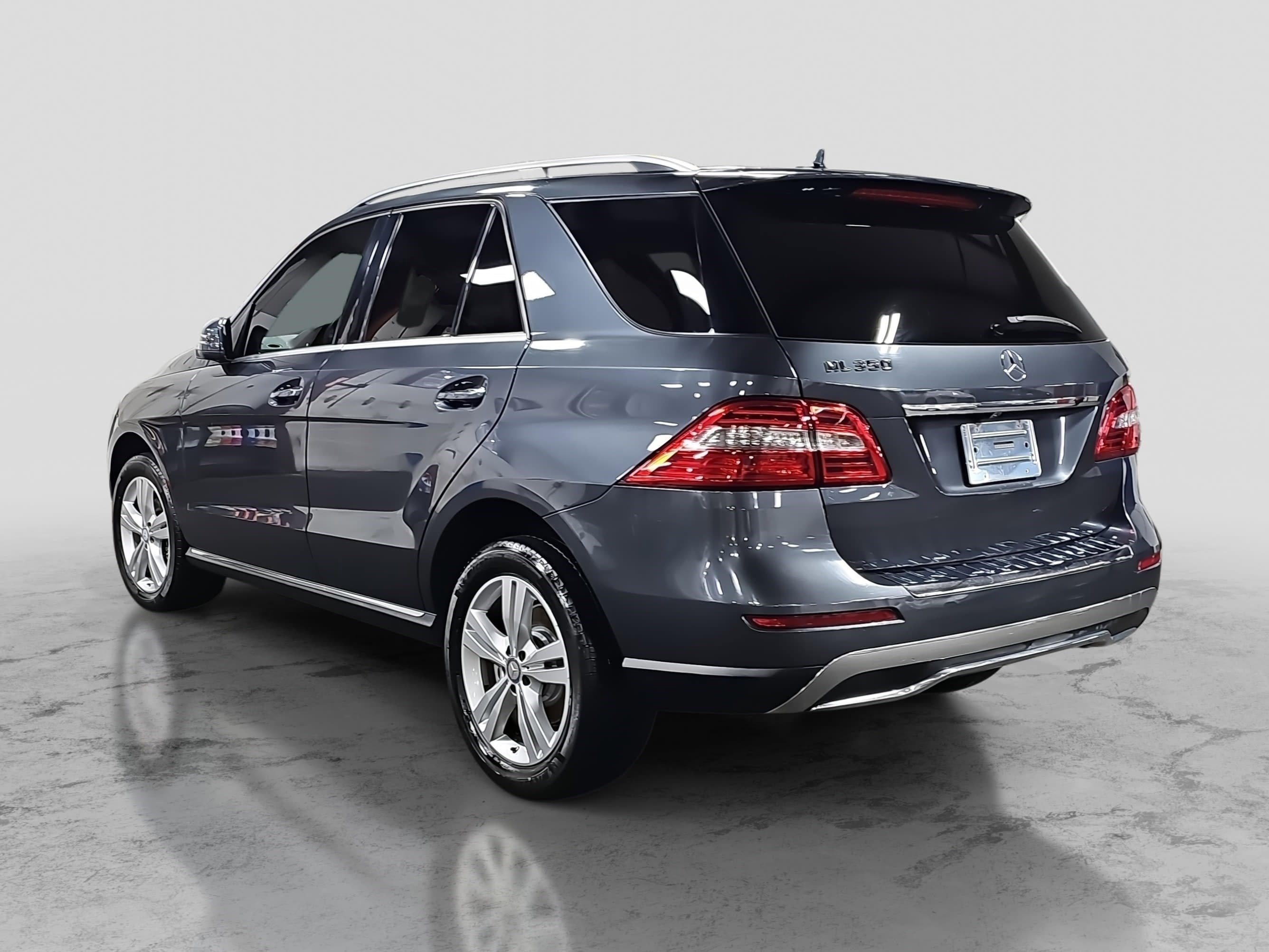 Used 2014 Mercedes-Benz ML 350 2WD image 7