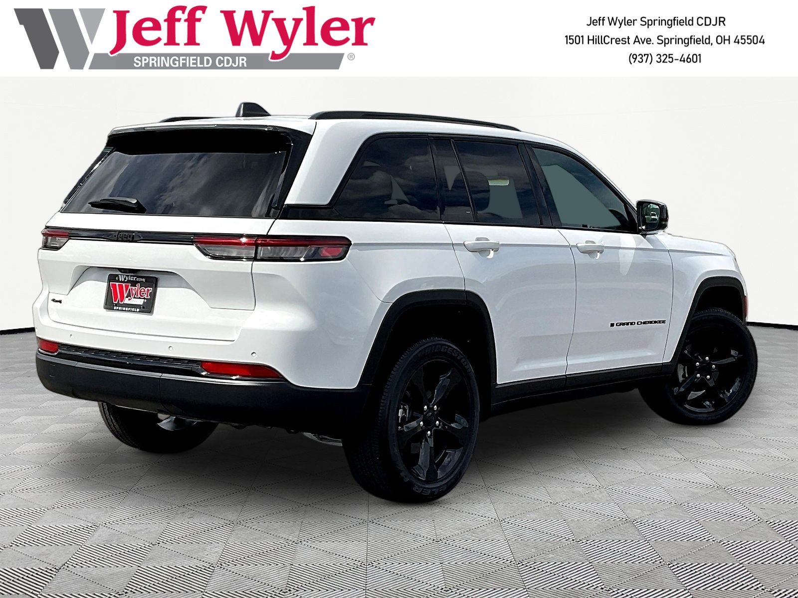 New 2025 Jeep Grand Cherokee 4WD image 7