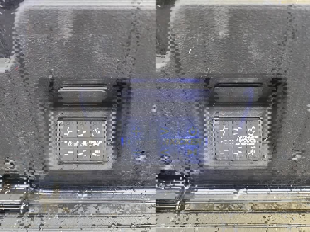 Used 2023 GMC Sierra 1500 AT4X image 15