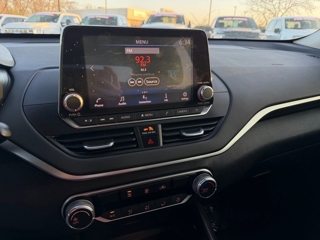 Used 2021 Nissan Altima 2.5 SV image 17