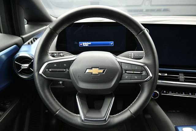 Used 2025 Chevrolet Equinox EV LT w/ Convenience Package FWD image 14