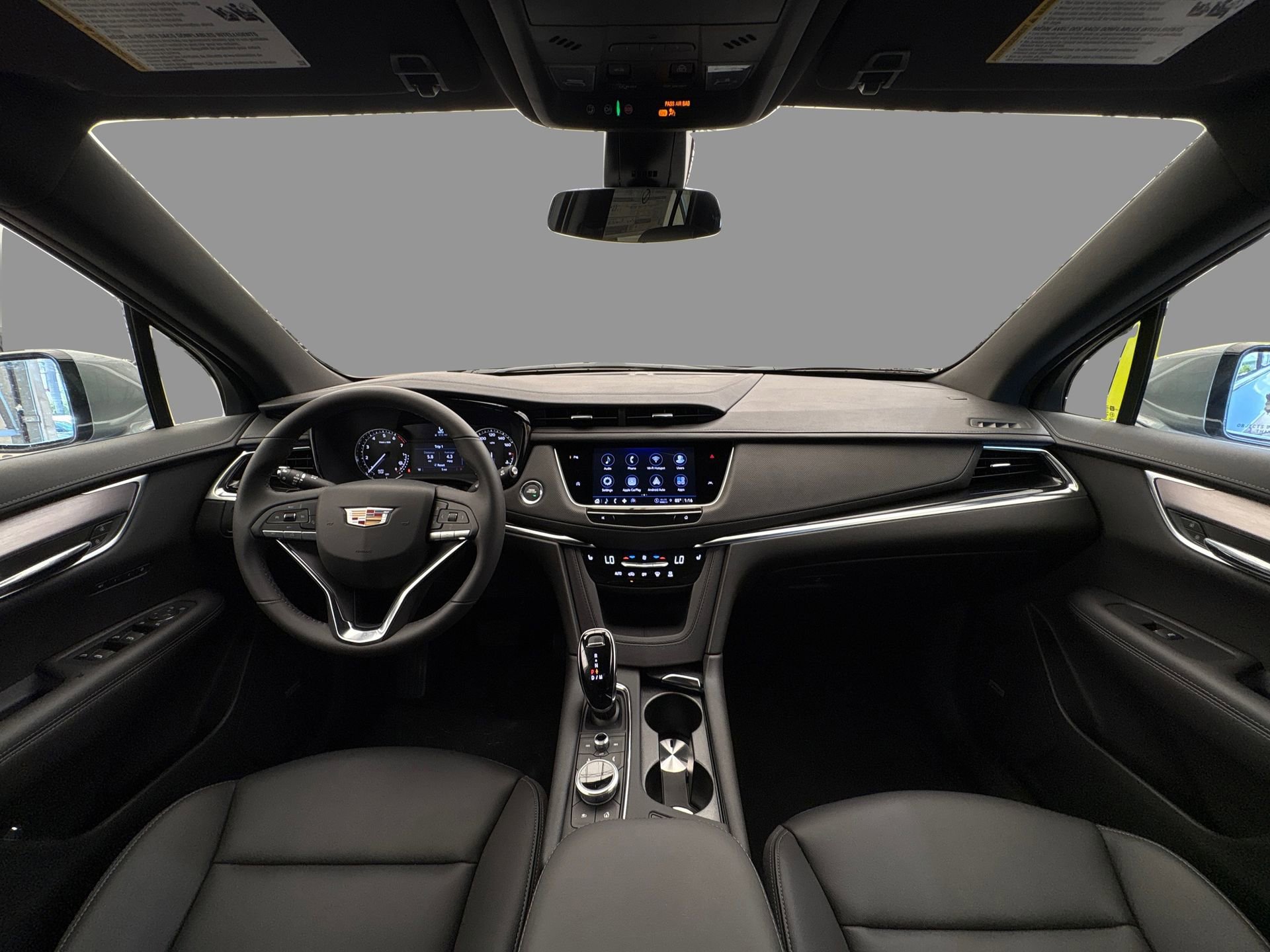New 2025 Cadillac XT6 Luxury image 22