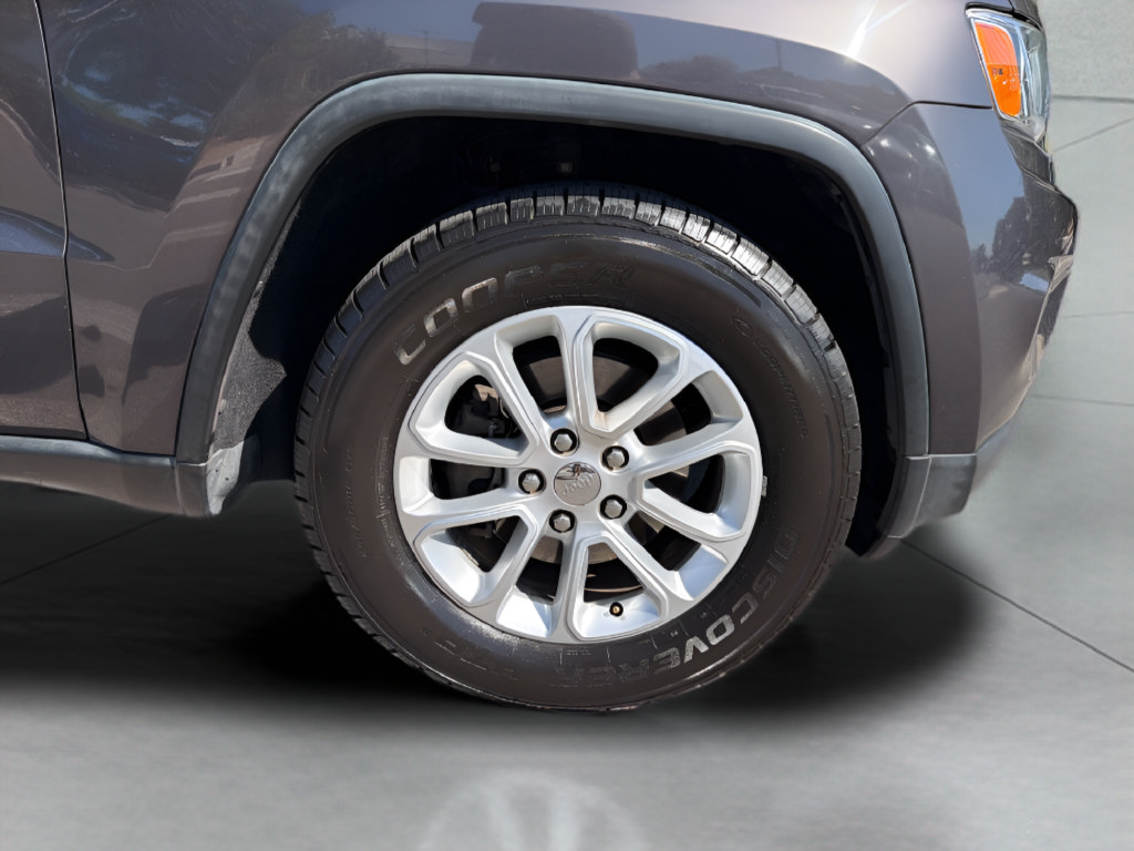 Used 2015 Jeep Grand Cherokee Laredo w/ Quick Order Package 23E RWD image 13