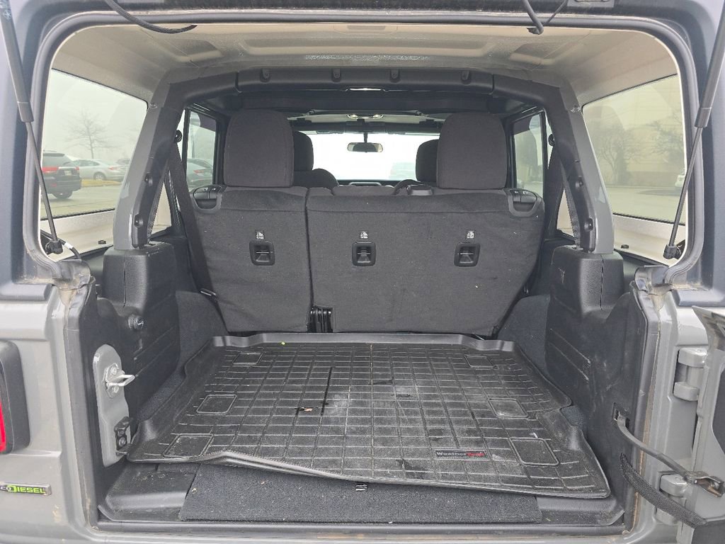 Used 2023 Jeep Wrangler Sport S image 15