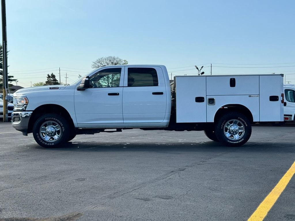 Used 2024 RAM 3500 Tradesman AWD/4WD image 4