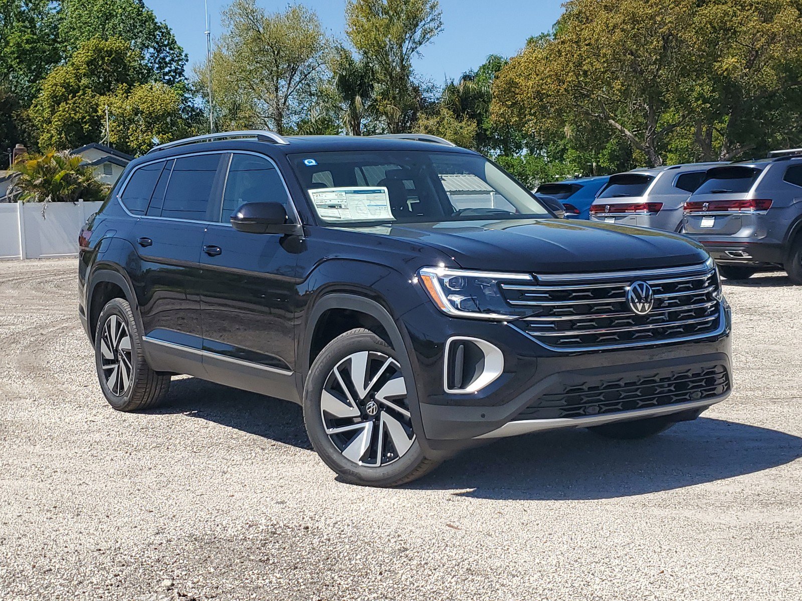 New 2025 Volkswagen Atlas SEL image 34