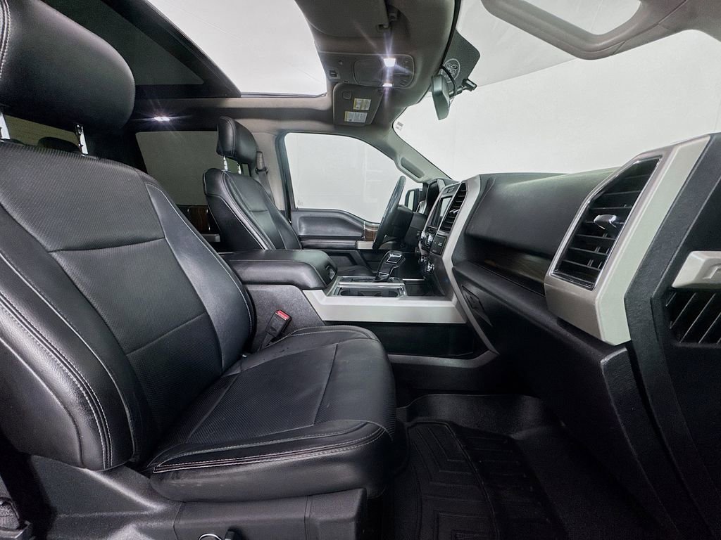 Used 2017 Ford F150 Lariat image 35