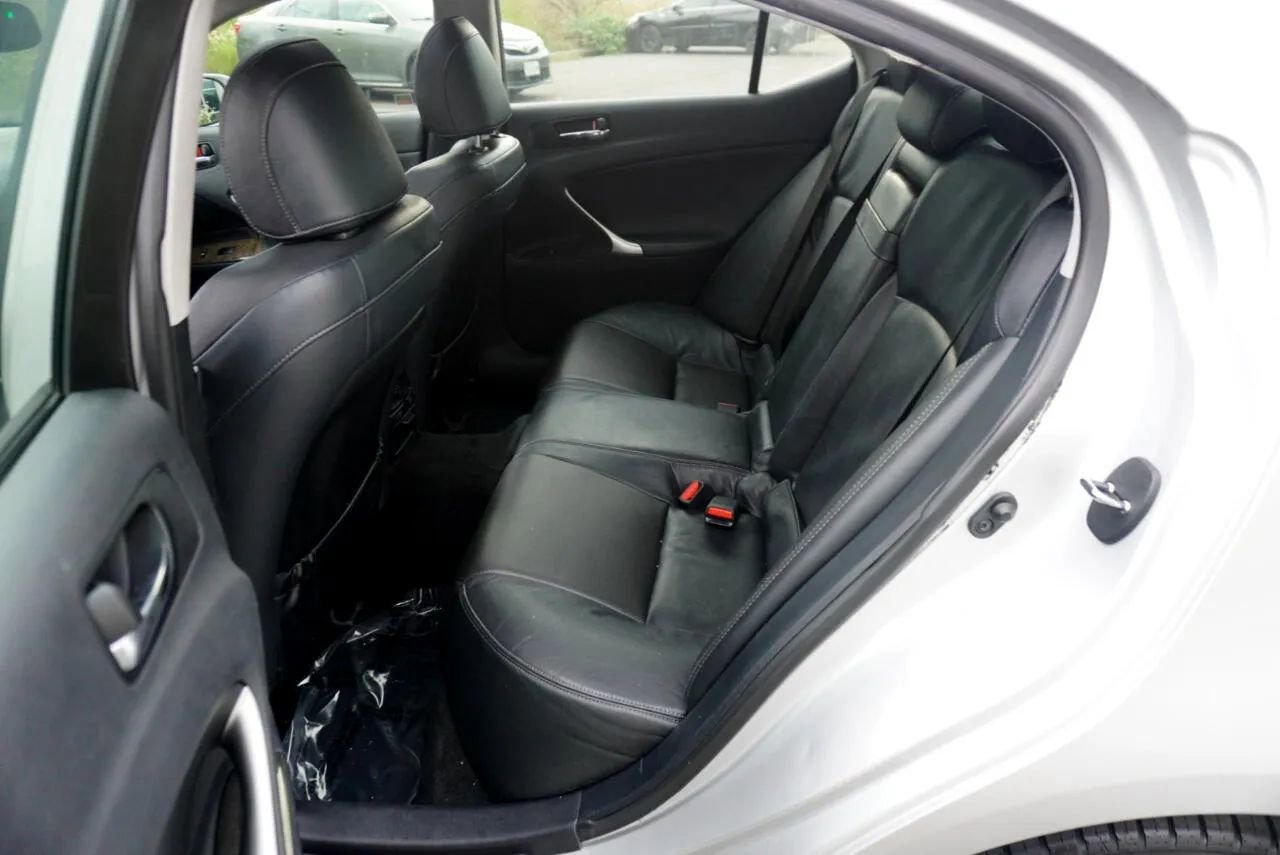 Used 2011 Lexus IS 250 AWD image 10