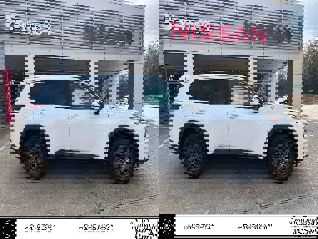 New 2026 Nissan Rogue SV w/ Cold Weather Package image 5