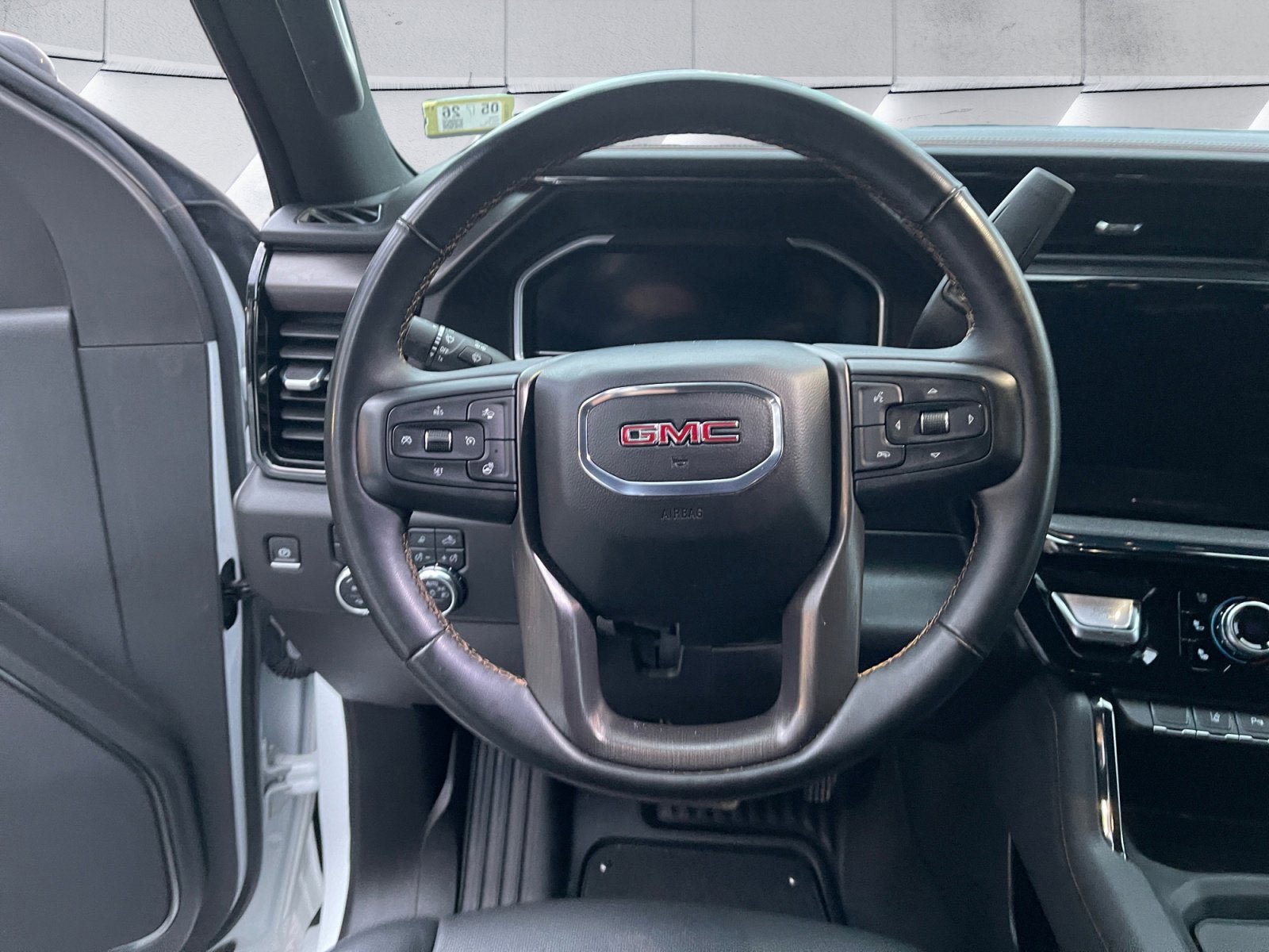 Used 2024 GMC Sierra 2500 AT4 w/ Technology Package AWD/4WD image 13