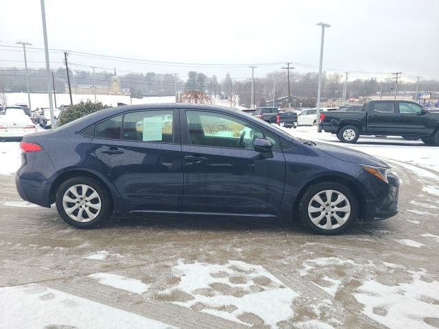 Used 2024 Toyota Corolla LE image 8