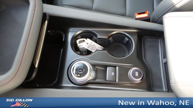 New 2025 Ford Explorer Active w/ Active Comfort Package image 37