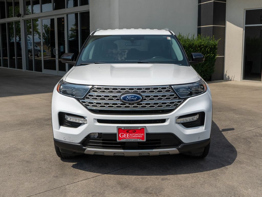 Used 2022 Ford Explorer Limited AWD/4WD image 2