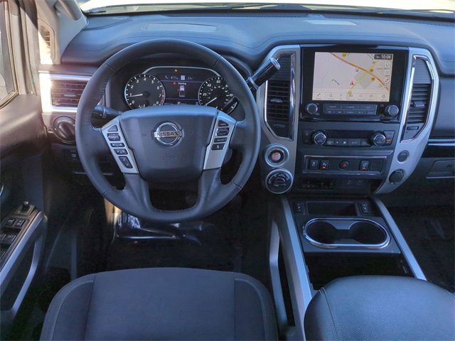 Used 2021 Nissan Titan SV w/ SV Convenience Package image 16