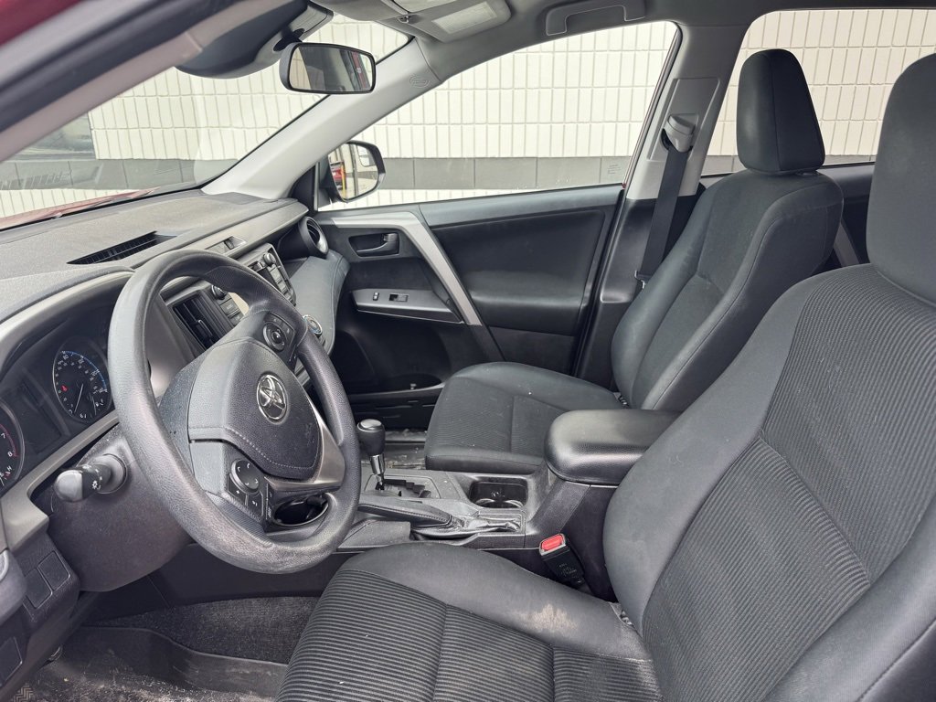 Used 2018 Toyota RAV4 LE w/ All Weather Liner Package image 9