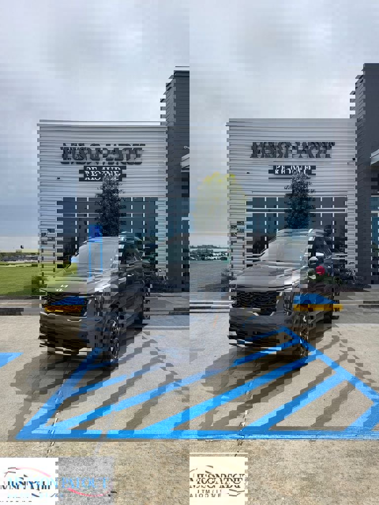 Used 2024 Kia Sorento S w/ Panoramic Sunroof Package image 1