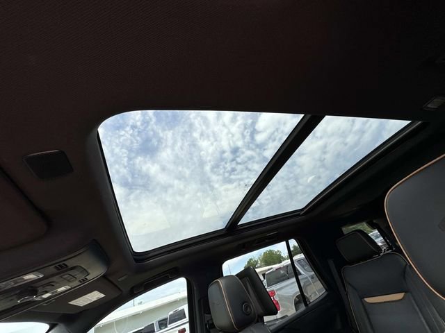 Used 2021 GMC Yukon AT4 w/ AT4 Premium Plus Package AWD/4WD image 54