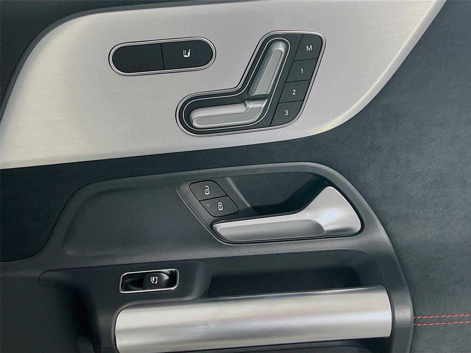 New 2026 Mercedes-Benz GLA 35 AMG 4MATIC image 31