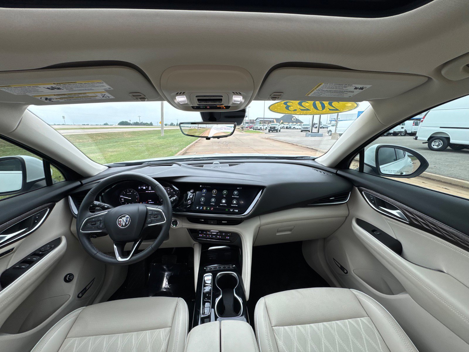 Used 2023 Buick Envision Avenir AWD/4WD image 14