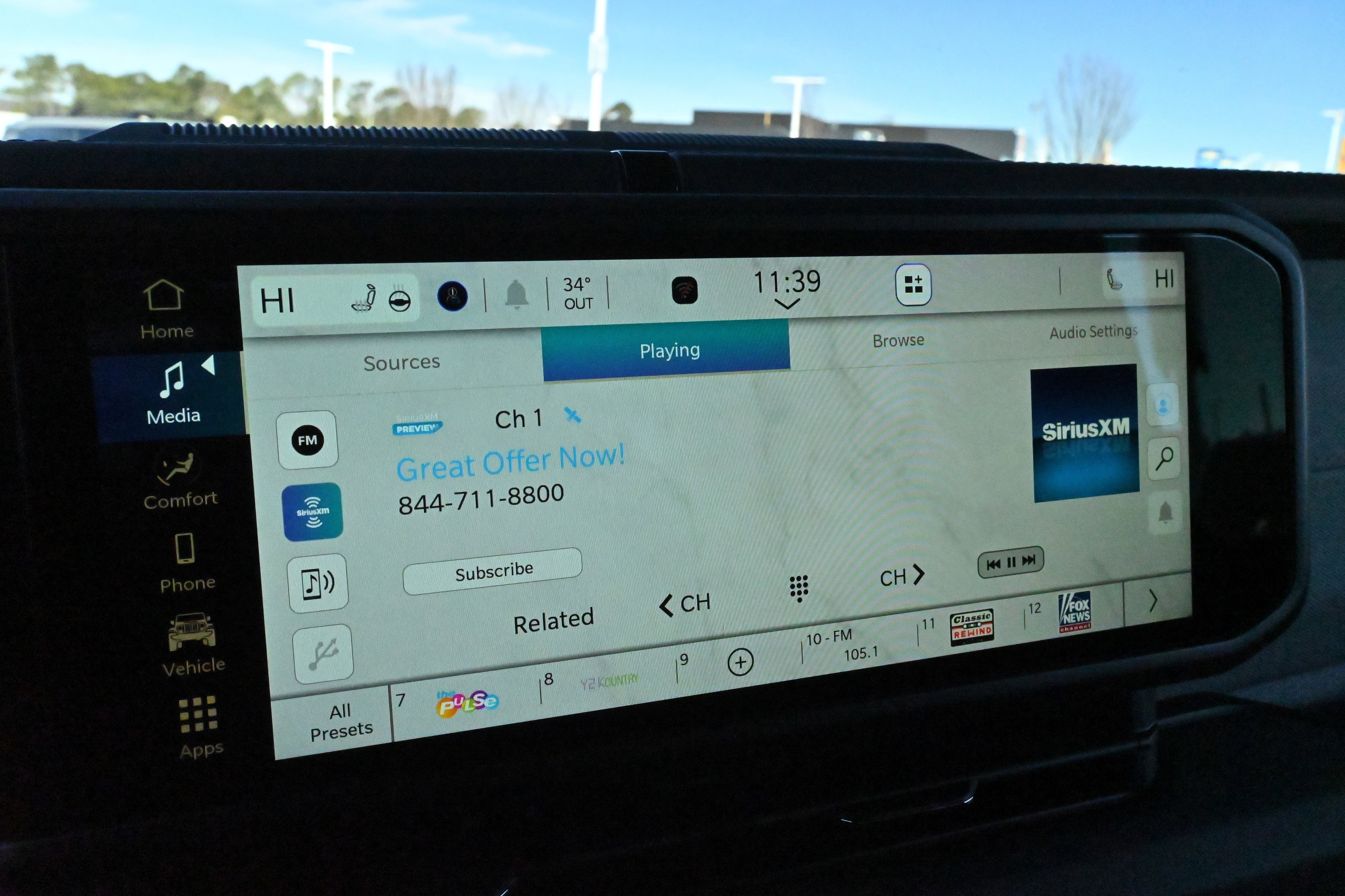 Used 2025 Jeep Wrangler Sahara w/ Safety Group image 35