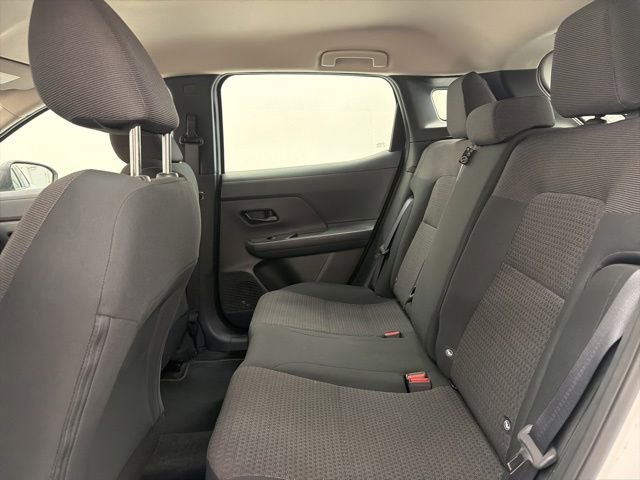 Used 2025 Nissan Kicks S FWD image 9