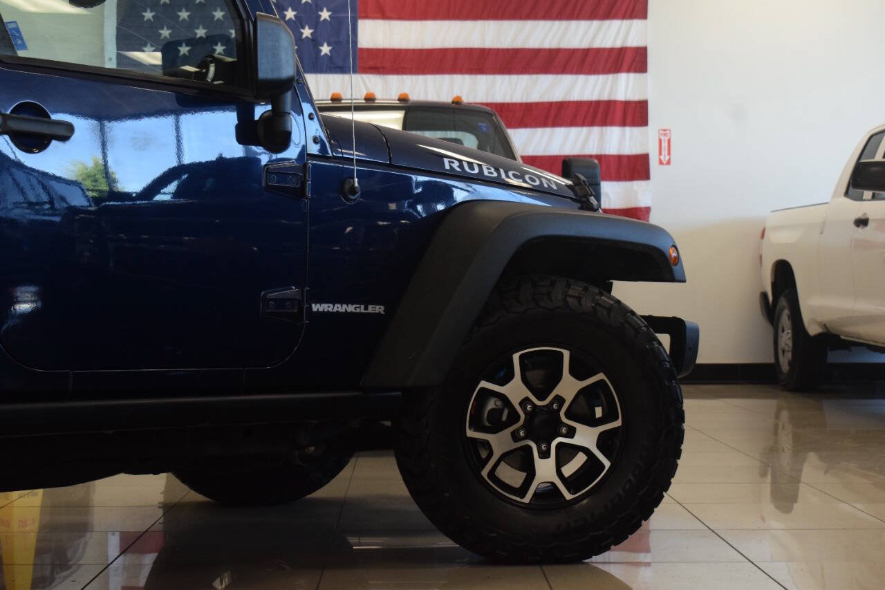 Used 2013 Jeep Wrangler Rubicon w/ PWR Convenience Group AWD/4WD image 39