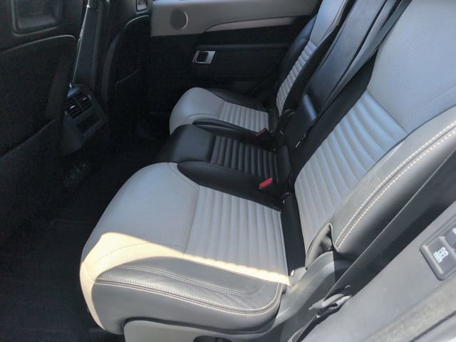 Used 2022 Land Rover Discovery S R-Dynamic AWD/4WD image 24