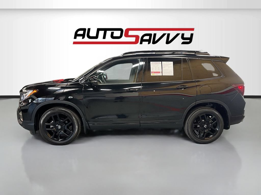 Used 2025 Honda Passport Black Edition image 4