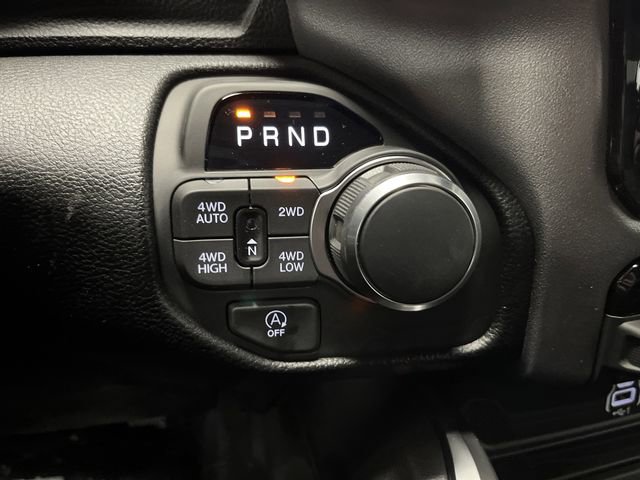 New 2026 RAM 1500 4x4 Crew Cab image 21