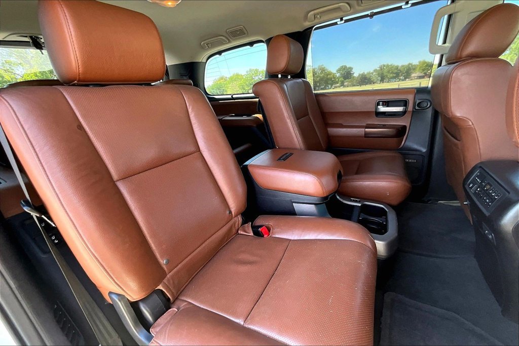 Used 2015 Toyota Sequoia Platinum AWD/4WD image 26
